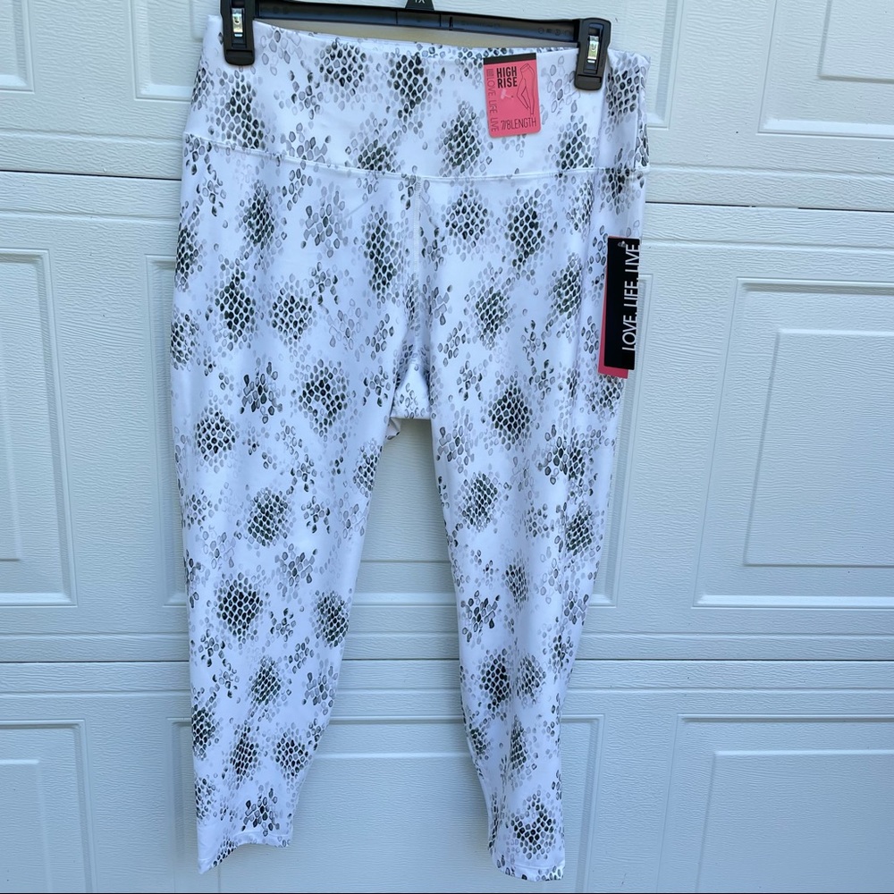 NWT LOVE LIFE LIVE  LEGGINGS SIZE 1X